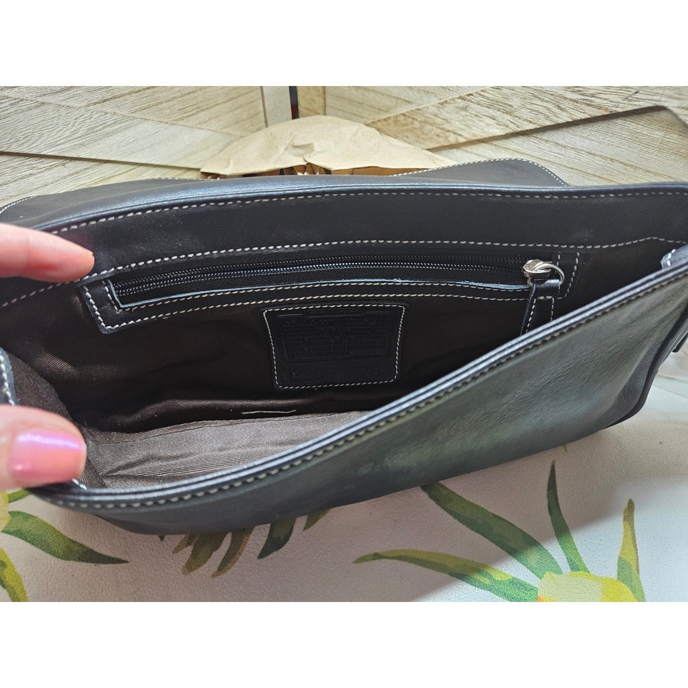 Vtg Coach Hamptons Flap Baguette Black Leather Shoulder Bag E0S-7784 Y2K - Picture 9 of 10